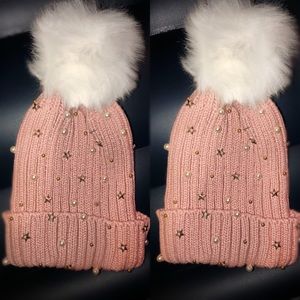 Women’s Studded Pom beanie